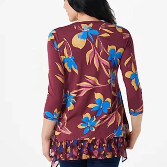 LOGO Lori Goldstein Tunic Blouse Top Size 2X Red Floral Chiffon Hem 3/4 Sleeve - Picture 2 of 11